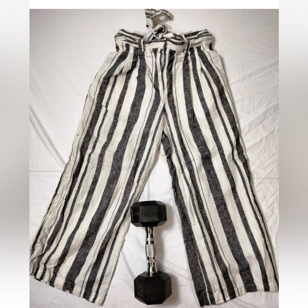 Who What Wear Black and White Striped Joggers
